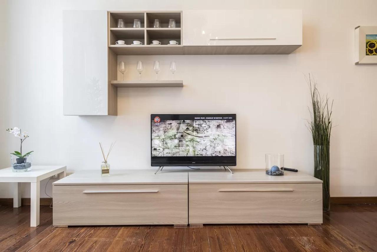 Porta Ticinese 24 Apartment มิลาน ภายนอก รูปภาพ