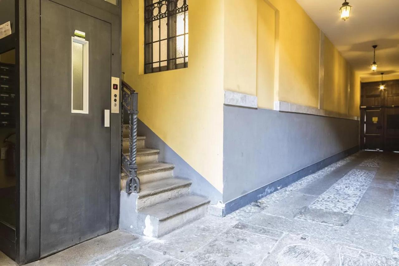 Porta Ticinese 24 Apartment มิลาน ภายนอก รูปภาพ